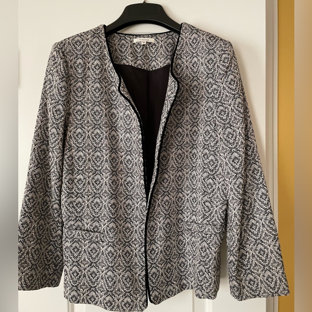 NWOT Pleione Open Front Blazer/Jacket Bracelet Sleeves Size Medium